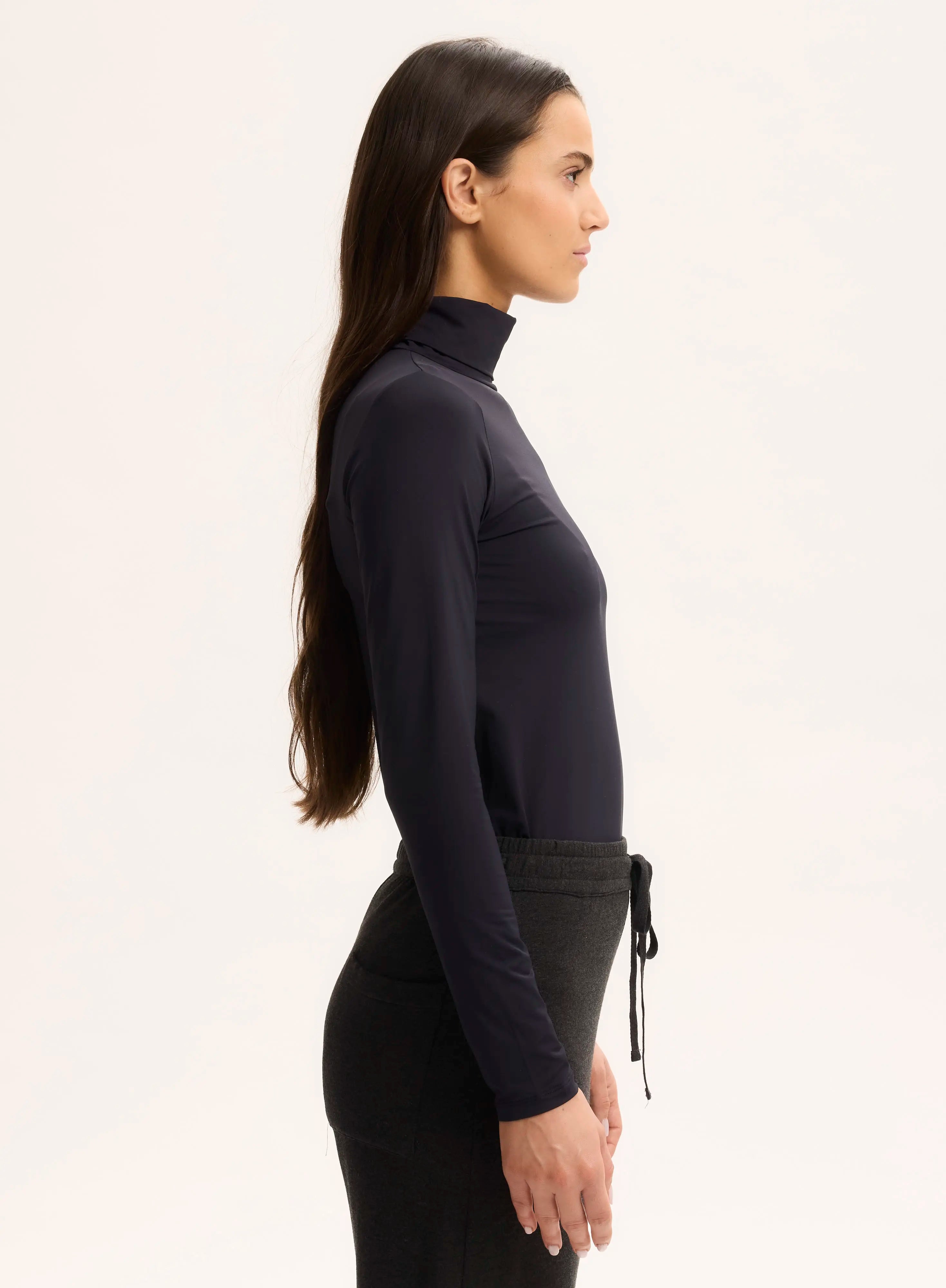 Ultra Sculpting Jersey Long Sleeve Turtleneck - TURTLENECK L/S - Majestic Filatures North America