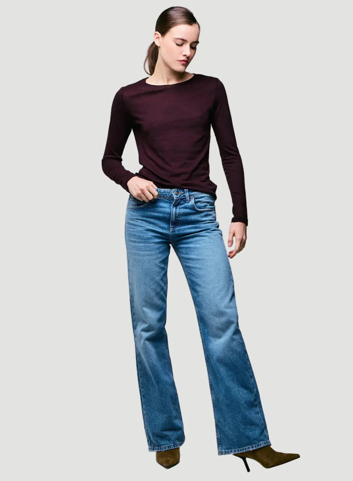 Soft Touch Long Sleeve Crewneck T-Shirt - CREW L/S - Majestic Filatures North America