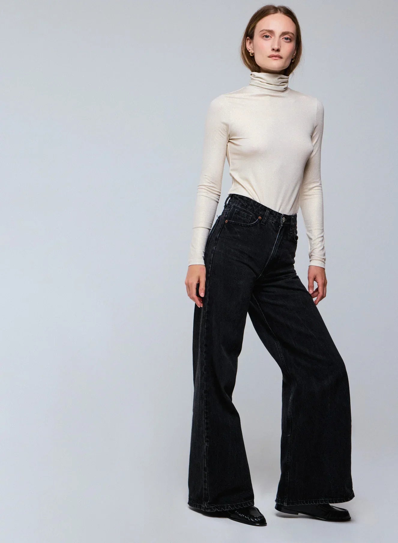 Soft Touch Metallic Long Sleeve Turtleneck - TURTLENECK L/S - Majestic Filatures North America