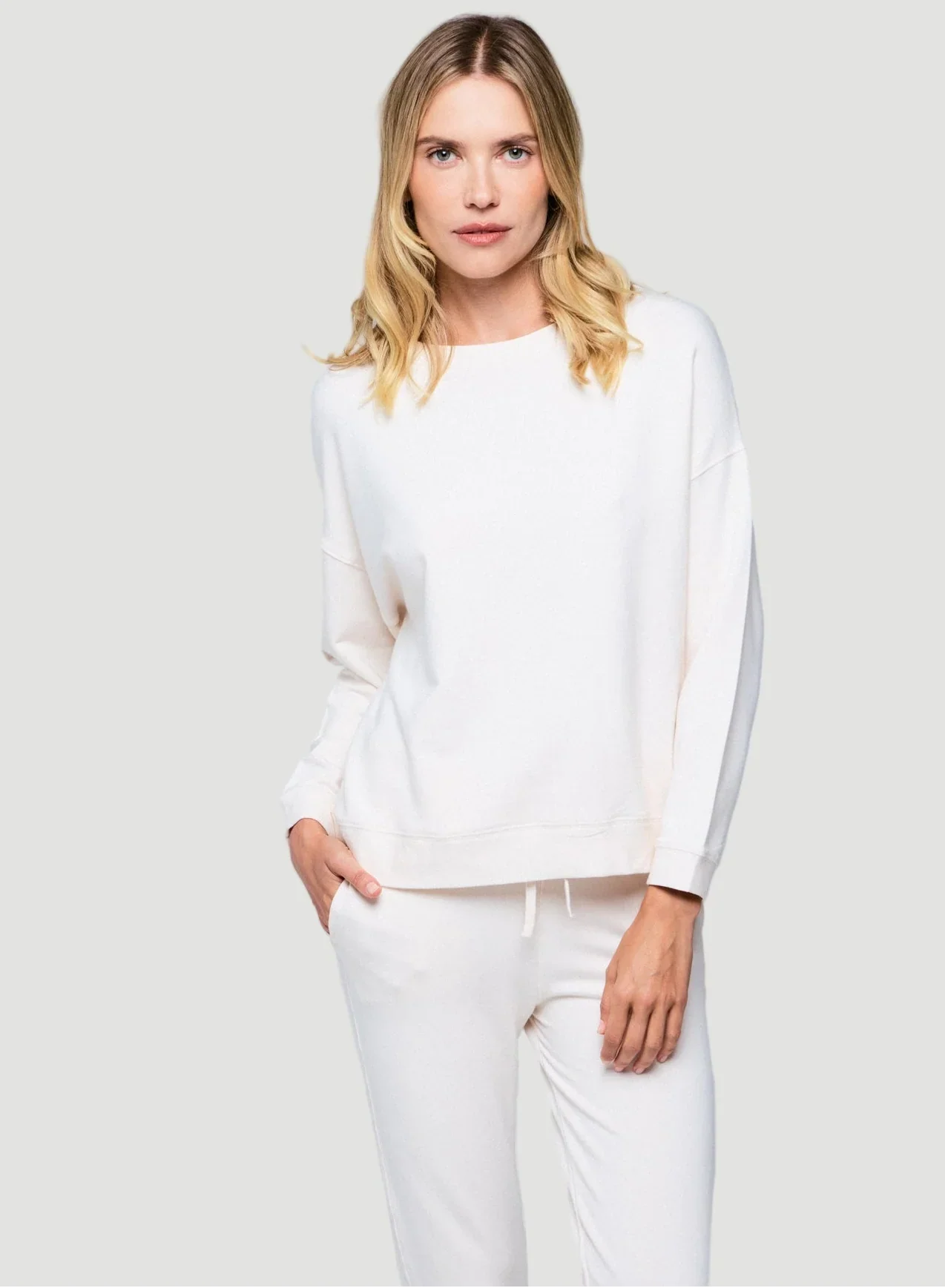 French Terry Semi Relaxed Long Sleeve Crewneck - CREWNECK L/S - Majestic Filatures North America