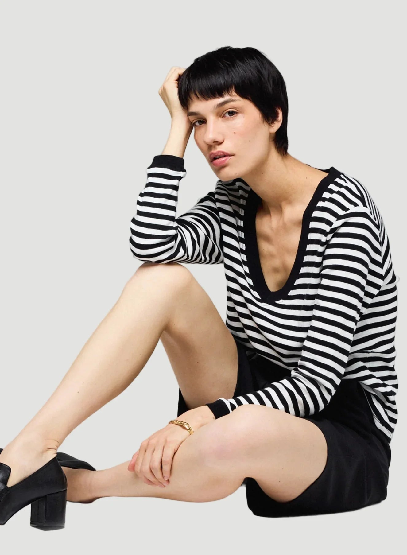 Deluxe Cotton Stripe Long Sleeve V-Neck T-Shirt - CREW L/S - Majestic Filatures North America