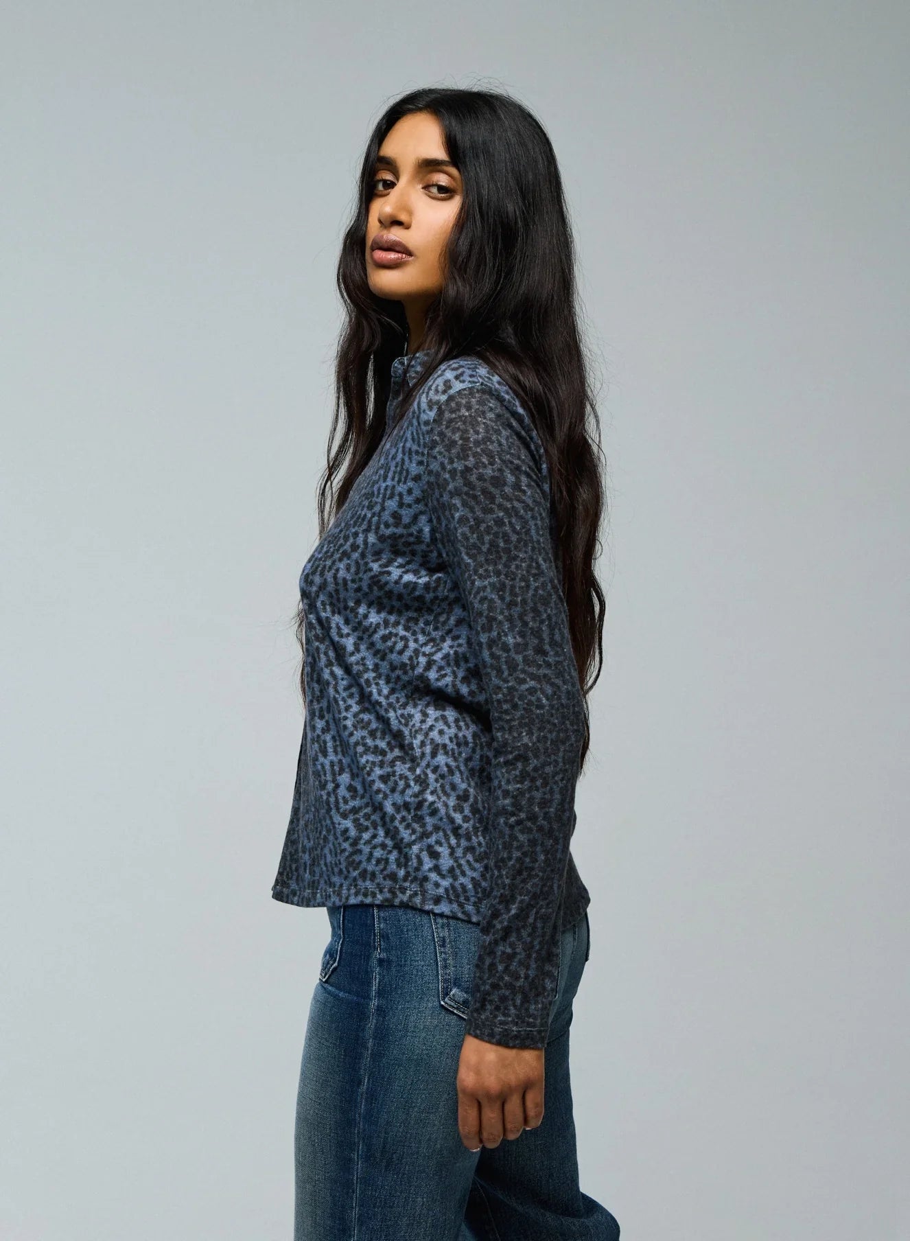 Cotton Cashmere Long Sleeve Leopard Novelty Shirt - SHIRT - Majestic Filatures North America