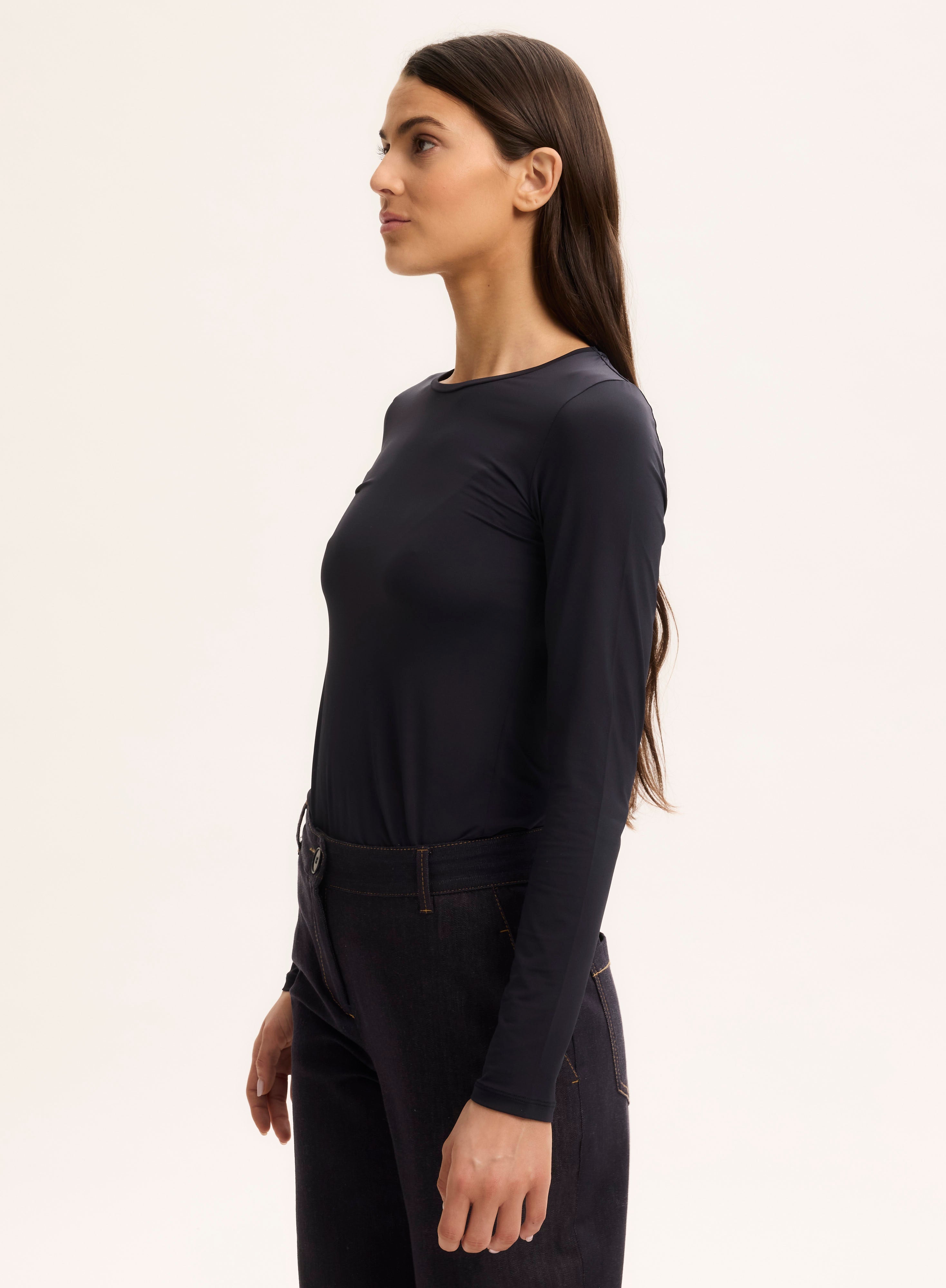 Ultra Sculpting Jersey Long Sleeve Crewneck - CREW L/S - Majestic Filatures North America