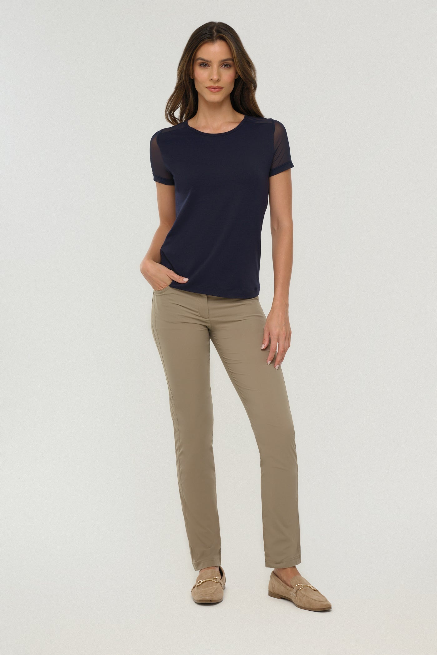 Navy ||