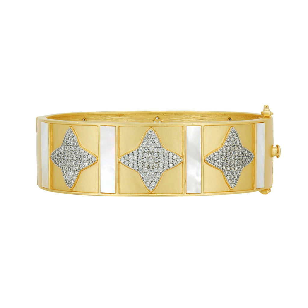  Coastal Clover Wide Hinge FR Vault BRACELET