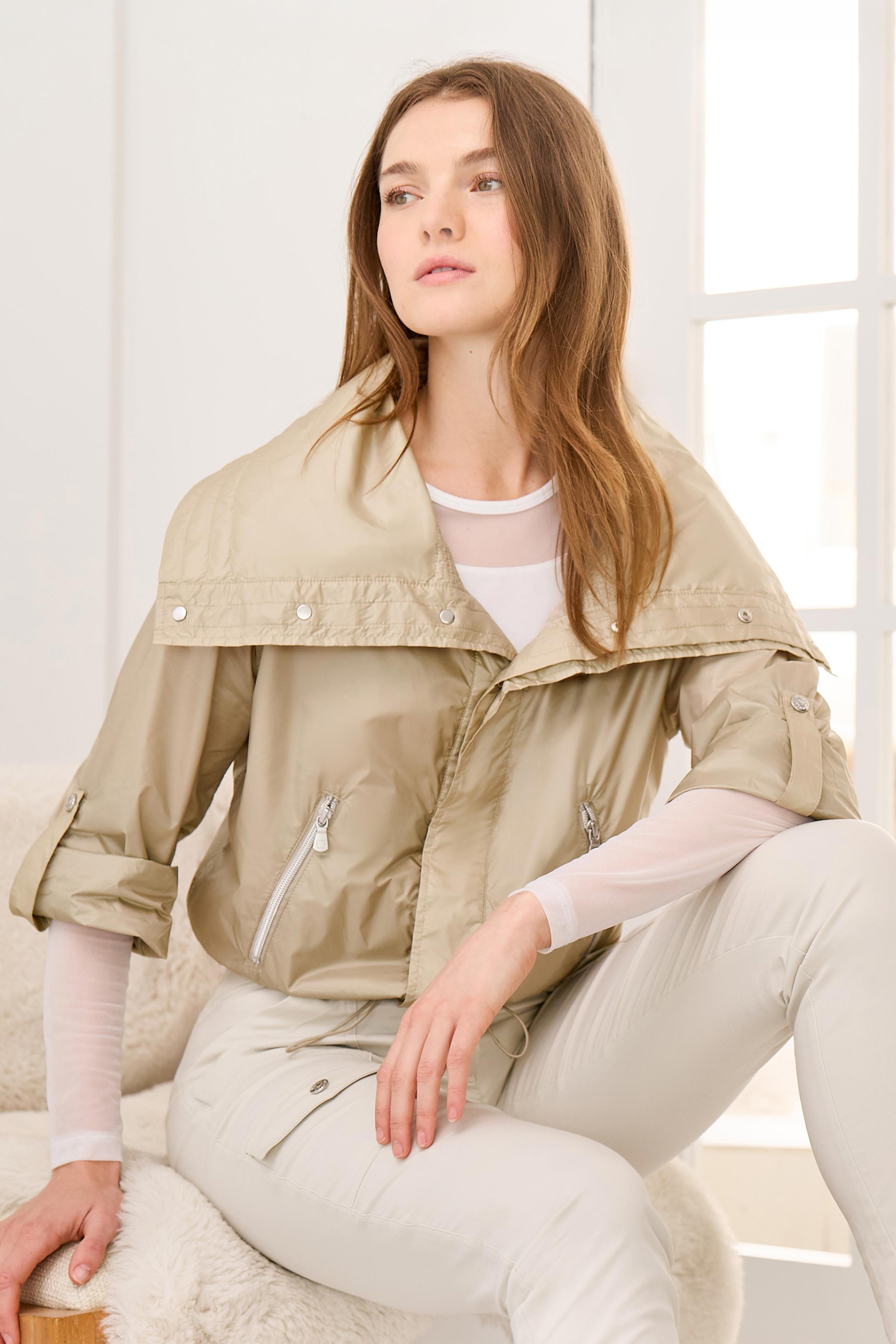 Casey Cropped Windbreaker with Oversized Lapel – Frances Kahn