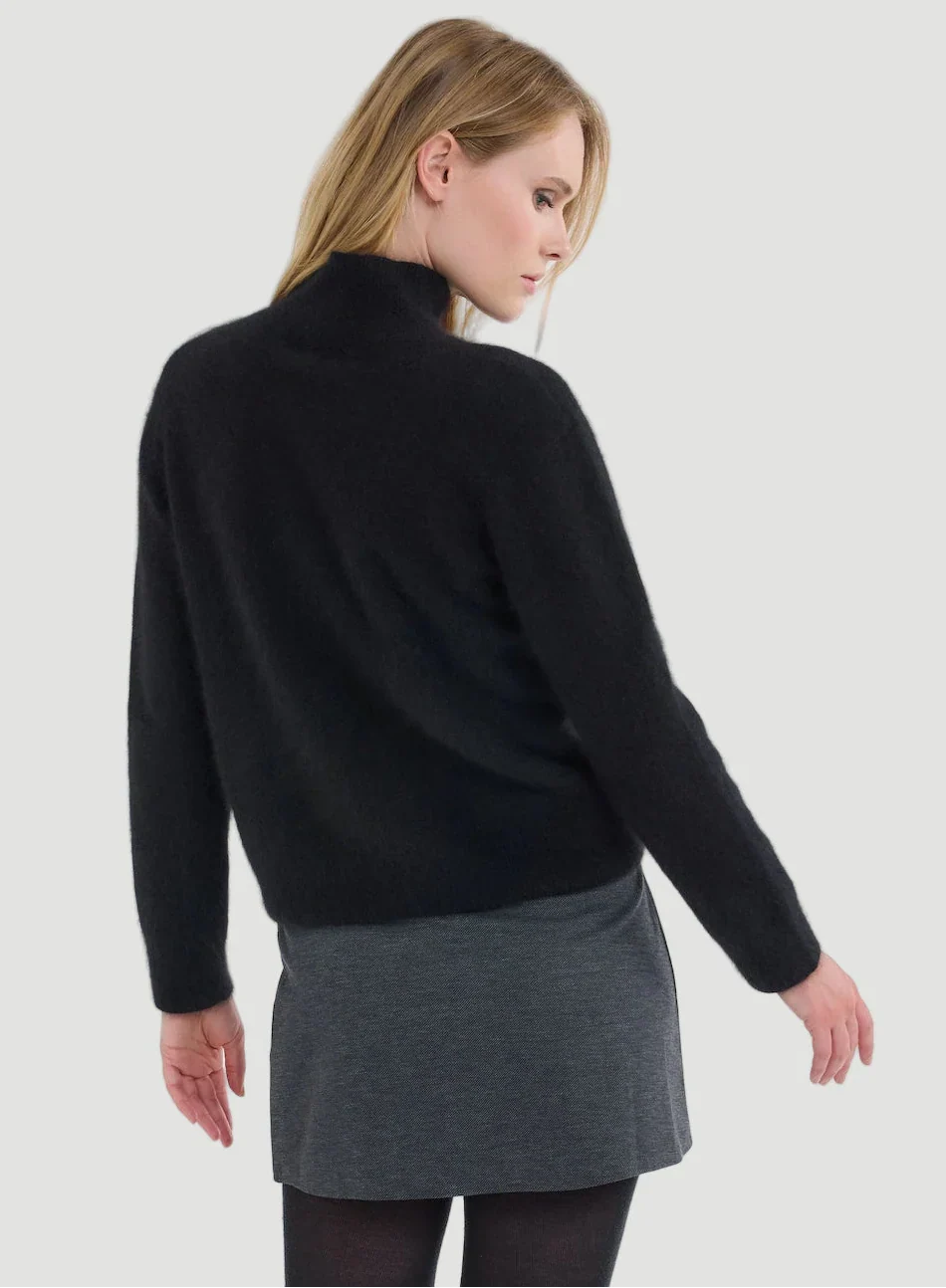 Ultra Soft Knit Long Sleeve Turtleneck Sweater - TURTLENECK L/S - Majestic Filatures North America