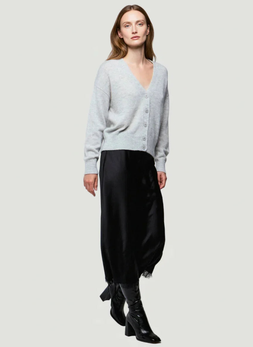Cashmere Silk V-Neck Cardigan - CARDIGAN - Majestic Filatures North America
