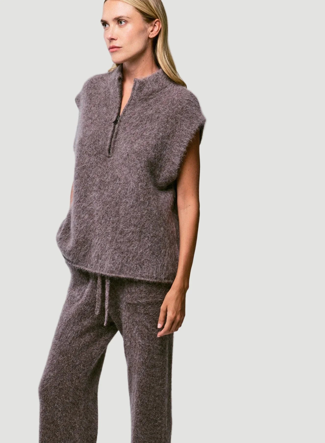 Ultra Soft Baby Alpaca Half Zip Vest - HOODIE - Majestic Filatures North America