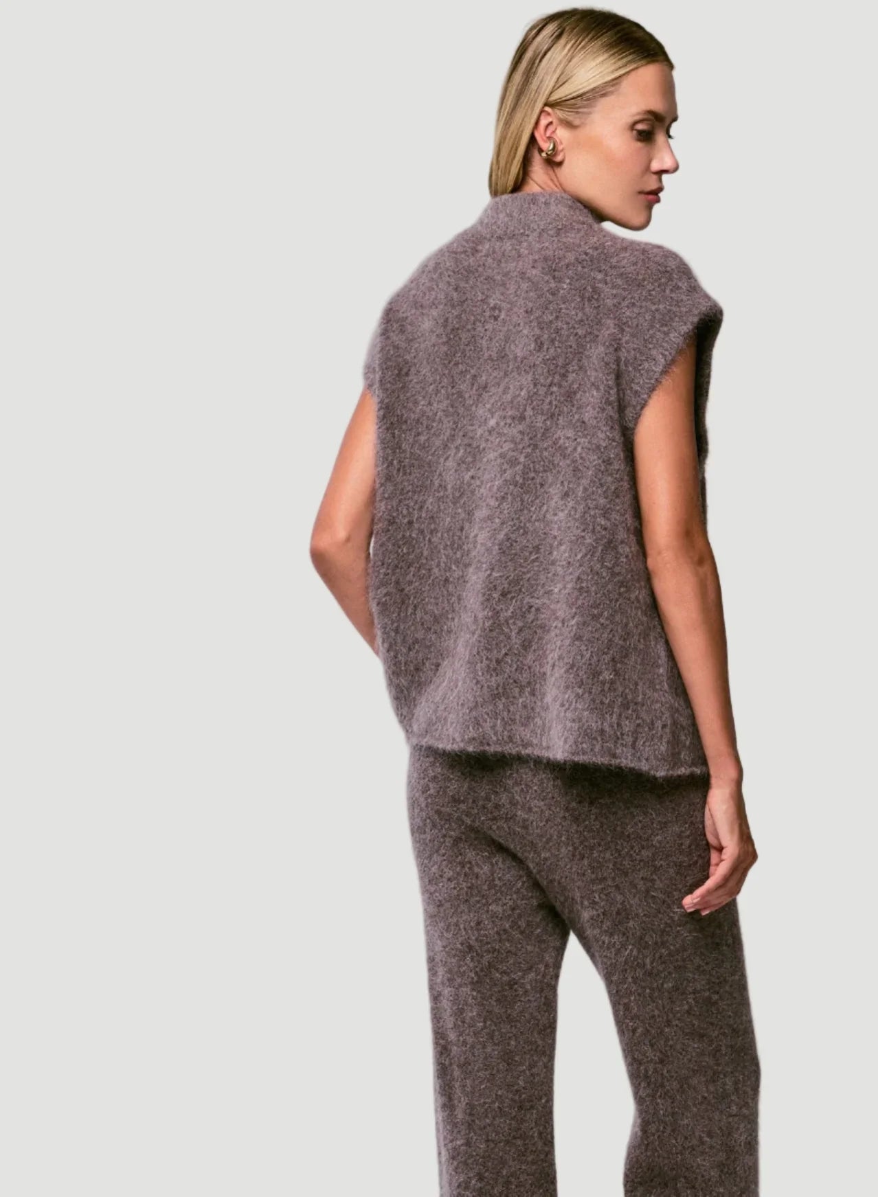 Ultra Soft Baby Alpaca Half Zip Vest - HOODIE - Majestic Filatures North America