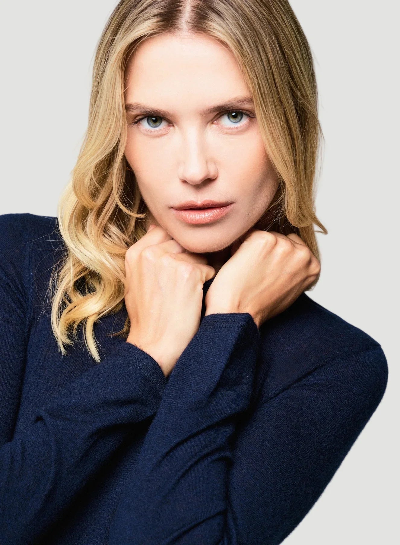 100% Machine Washable Cashmere Long Sleeve Crewneck - CREW L/S - Majestic Filatures North America