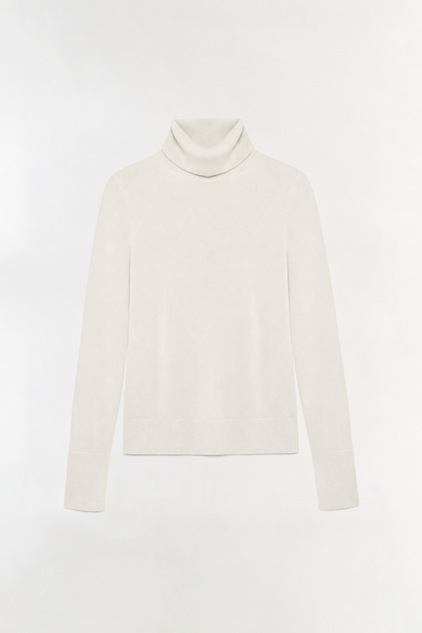 Fenwick T Neck Ivory