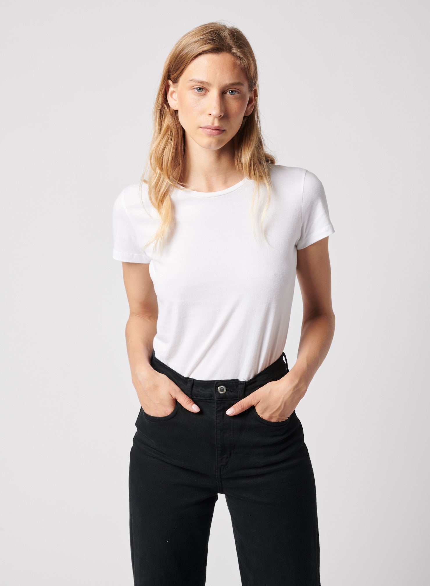 Cotton 'Silk Touch' Short Sleeve Crew Neck T-Shirt - CREW S/S - Majestic Filatures North America